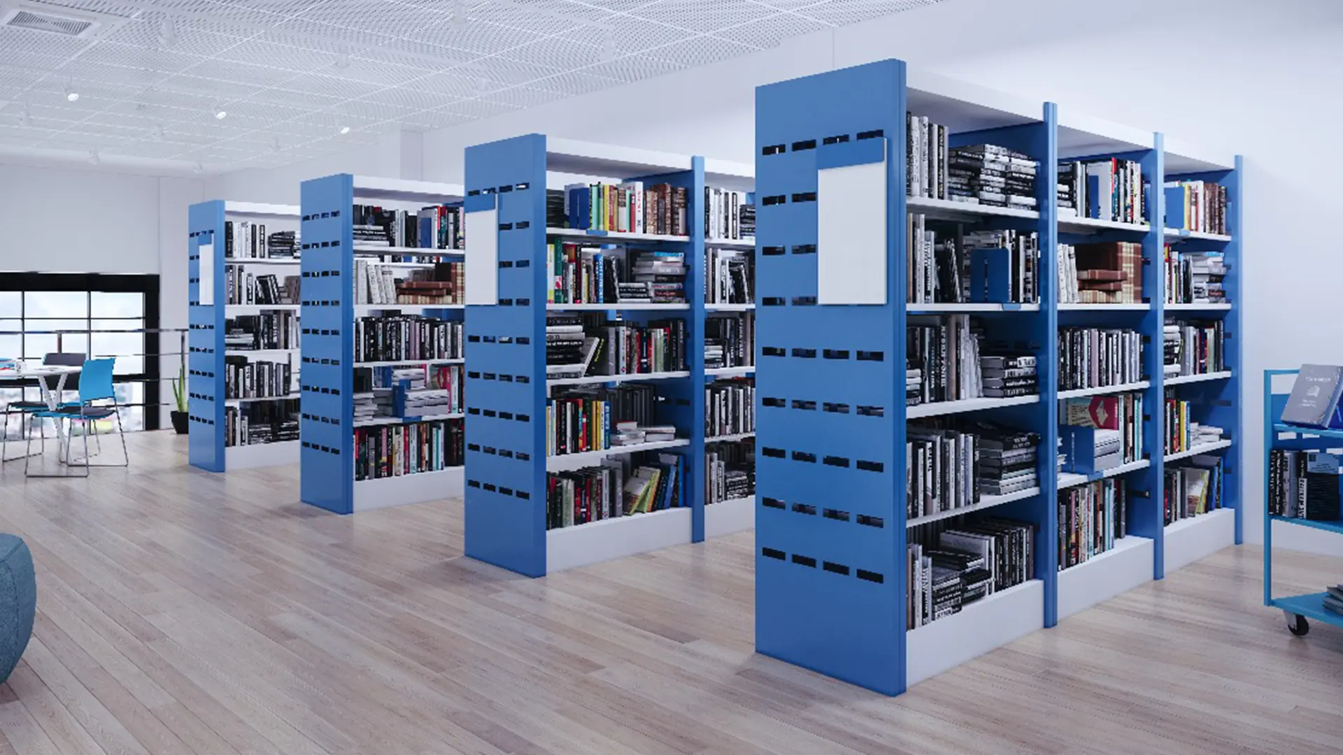 Estantes de aço azuis com carrinho de biblioteca ao fundo